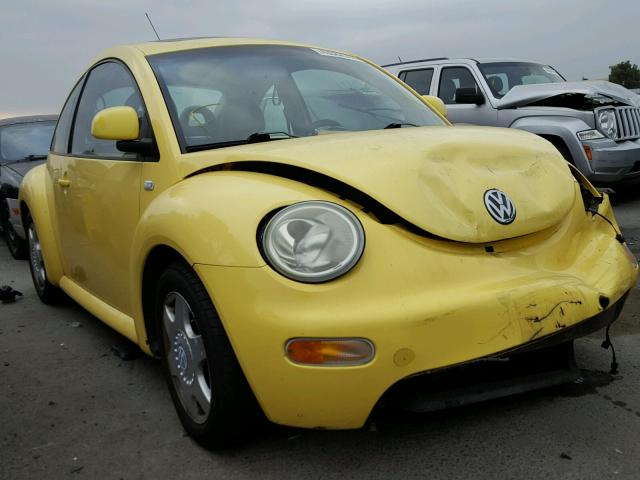 3VWCC21C0YM472925 - 2000 VOLKSWAGEN NEW BEETLE 黄色 照片 1