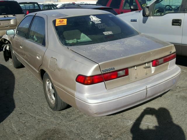 JT2BG22K8W0111525 - 1998 TOYOTA CAMRY CE GOLD photo 3