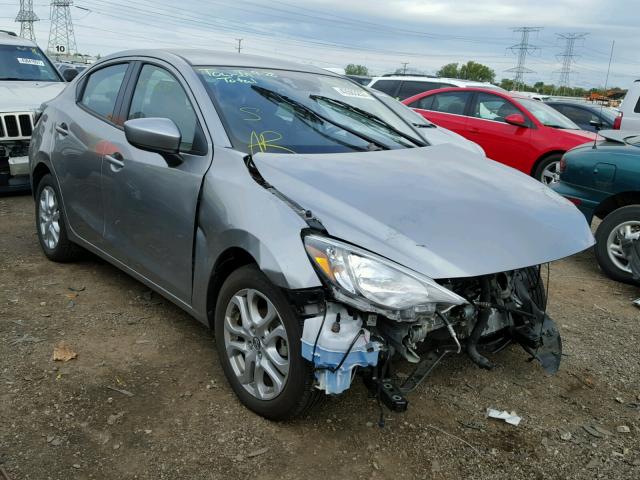 3MYDLBZV5GY140677 - 2016 TOYOTA SCION IA GRAY photo 1