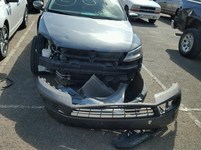 3VWBX7AJ3BM328059 - 2011 VOLKSWAGEN JETTA SE GRAY photo 9