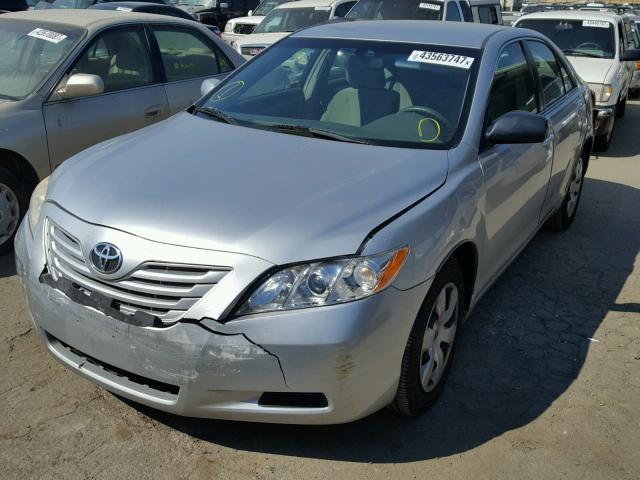 JTNBE46K373087648 - 2007 TOYOTA CAMRY NEW SILVER photo 2