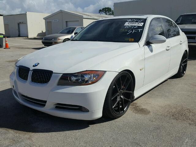 WBAVB73538VH24943 - 2008 BMW 335 I WHITE photo 2