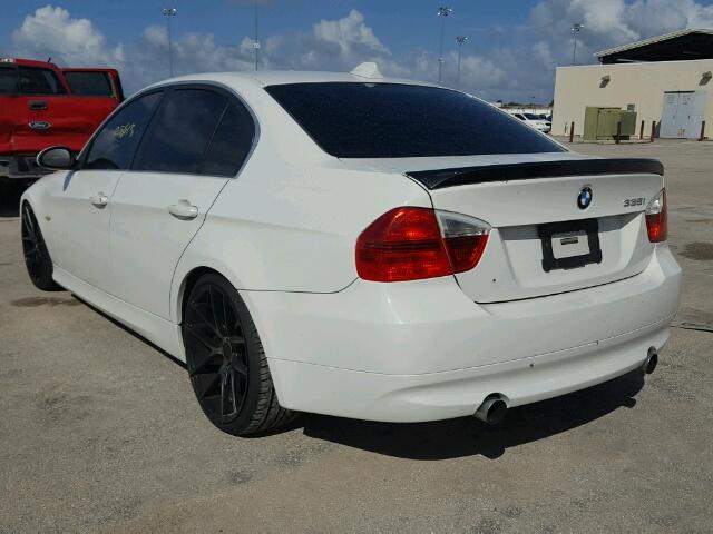 WBAVB73538VH24943 - 2008 BMW 335 I WHITE photo 3