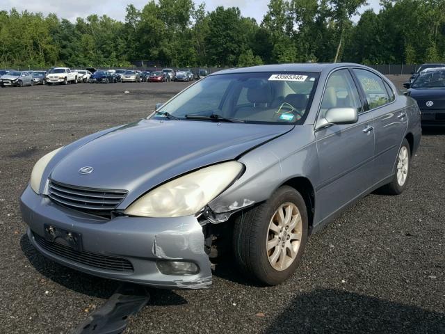 JTHBA30G545016240 - 2004 LEXUS ES 330 GRAY photo 2