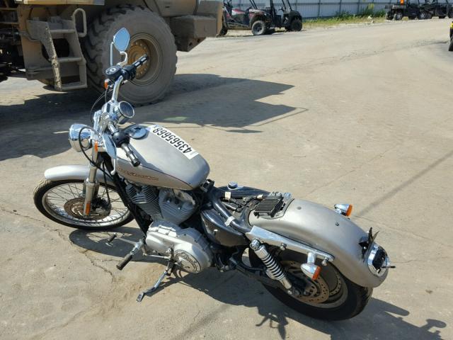 1HD4CP2127K429967 - 2007 HARLEY-DAVIDSON XL883 C SILVER photo 3