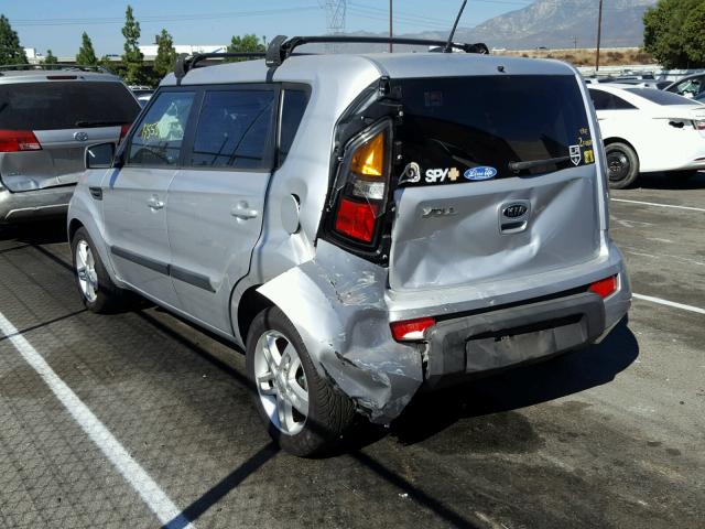 KNDJT2A20B7706368 - 2011 KIA SOUL + SILVER photo 3