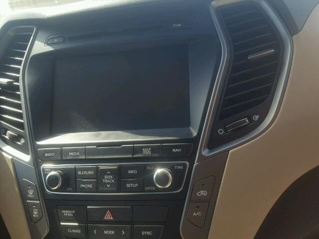 5XYZU3LB0HG485031 - 2017 HYUNDAI SANTA FE S 白色 照片 9