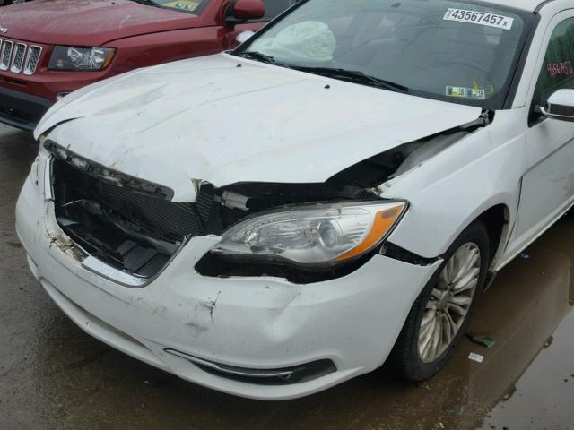 1C3BC2FG4BN562316 - 2011 CHRYSLER 200 WHITE photo 9