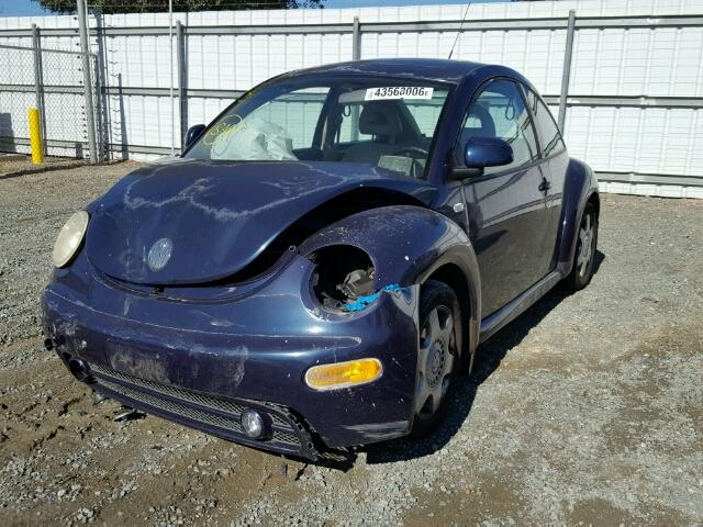 3VWDD21C6YM496633 - 2000 VOLKSWAGEN NEW BEETLE 蓝色 照片 2
