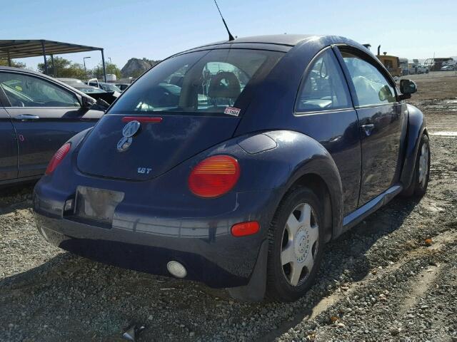 3VWDD21C6YM496633 - 2000 VOLKSWAGEN NEW BEETLE BLUE photo 4