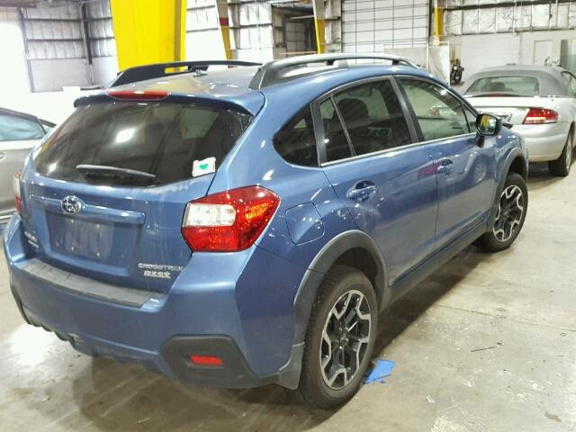 JF2GPABC3H8204958 - 2017 SUBARU CROSSTREK BLUE photo 4