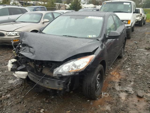 JM1BL1TG2D1779884 - 2013 MAZDA 3 I BLACK photo 2