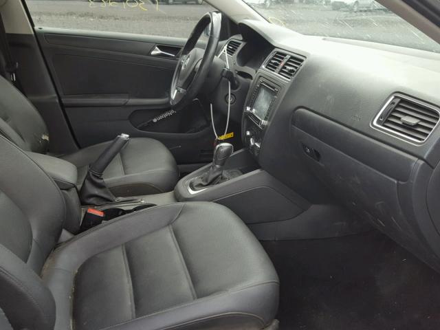 3VWDZ7AJ5BM361504 - 2011 VOLKSWAGEN JETTA SE 黑色 照片 5