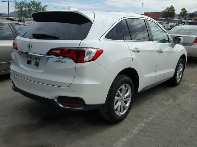 5J8TB3H35HL011028 - 2017 ACURA RDX BASE WHITE photo 4