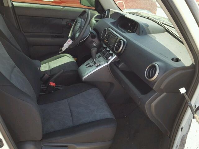 JTLZE4FE7CJ019540 - 2012 TOYOTA SCION XB Weiß Foto 5