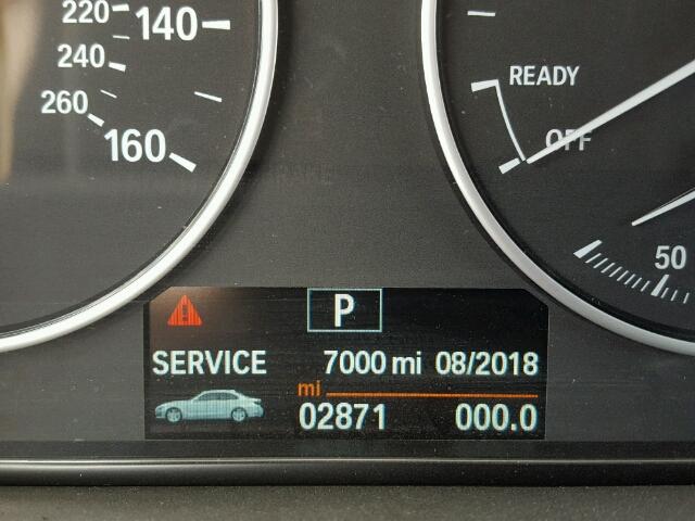 WBA8A3C52JA067359 - 2018 BMW 320 XI SILVER photo 8