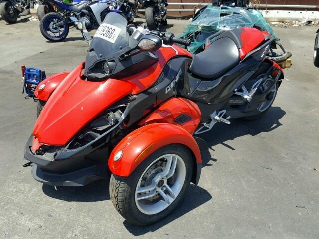 2BXJAXA129V001193 - 2009 CAN-AM SPYDER ROA RED photo 2