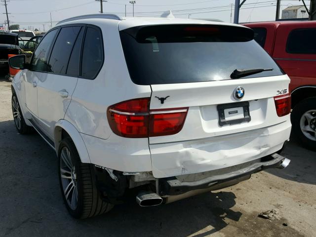 5UXZV8C55CL423169 - 2012 BMW X5 XDRIVE5 WHITE photo 3