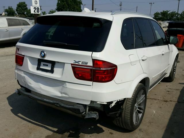5UXZV8C55CL423169 - 2012 BMW X5 XDRIVE5 WHITE photo 4