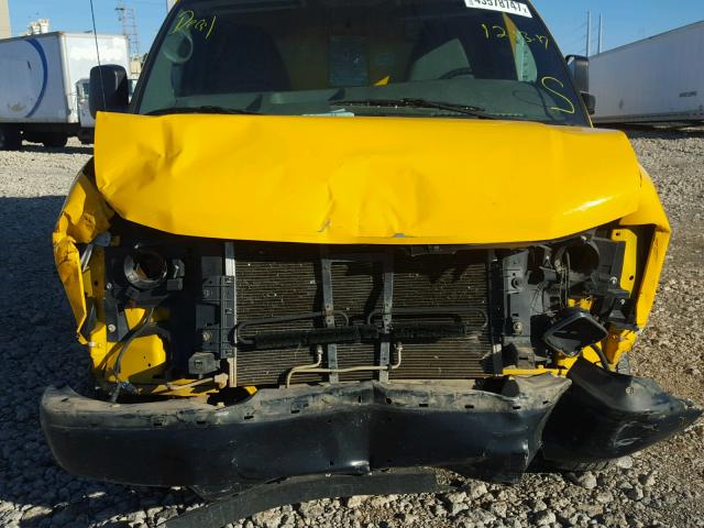 1GD072CA6E1908168 - 2014 GMC SAVANA CUT YELLOW photo 7