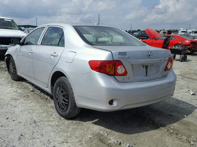 1NXBU40E29Z007758 - 2009 TOYOTA COROLLA SILVER photo 3