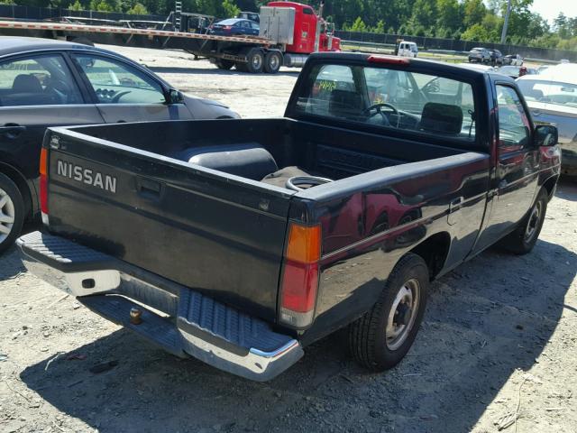 1N6SD11S4TC345888 - 1996 NISSAN TRUCK BASE BLACK photo 4