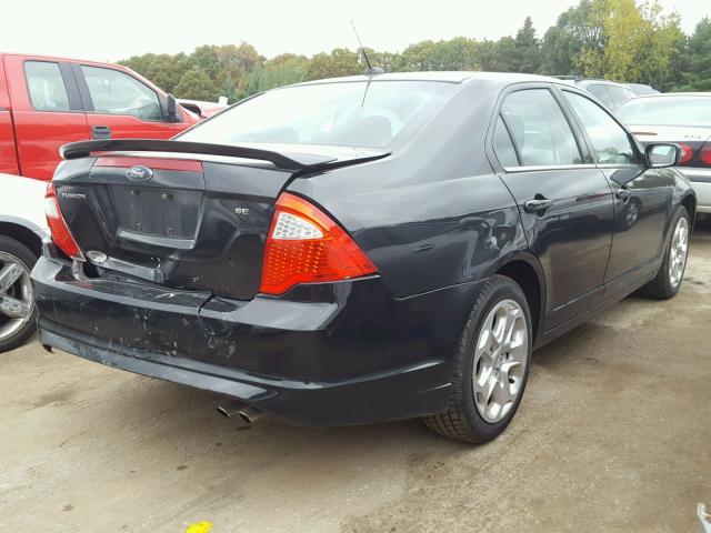 3FAHP0HA1AR245697 - 2010 FORD FUSION BLACK photo 4