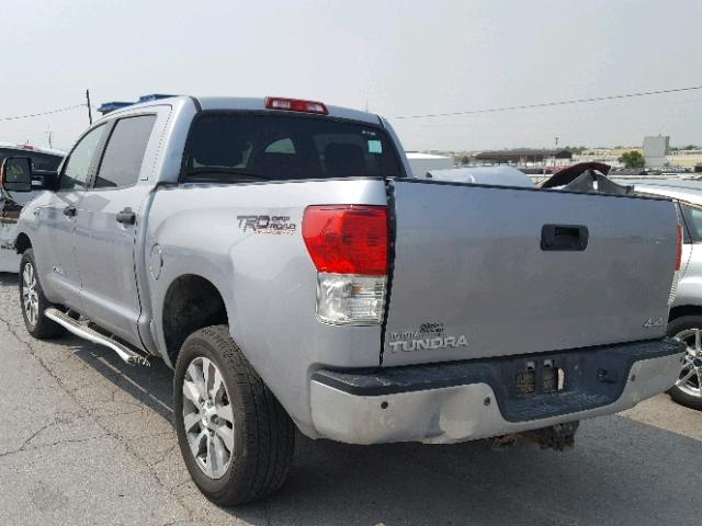 5TFDY5F11BX200953 - 2011 TOYOTA TUNDRA CRE SILVER photo 3