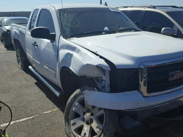 2GTEC19J671624737 - 2007 GMC NEW SIERRA WHITE photo 1