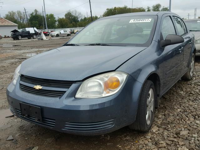 1G1AK52F357628235 - 2005 CHEVROLET COBALT GRAY photo 2