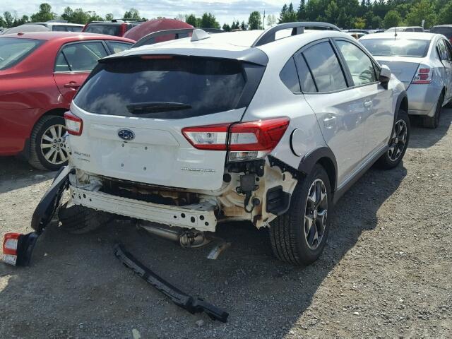 JF2GTAEC4JH321896 - 2018 SUBARU CROSSTREK WHITE photo 4