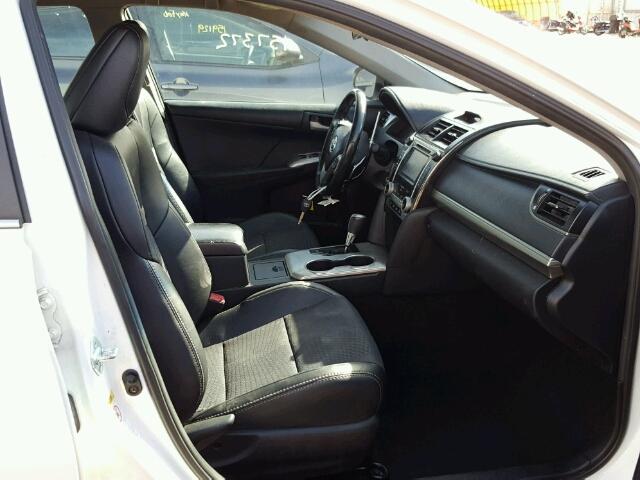 4T1BF1FK3CU102116 - 2012 TOYOTA CAMRY BASE WHITE photo 5