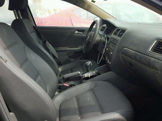 3VWDP7AJ4CM085274 - 2012 VOLKSWAGEN JETTA BLACK photo 5