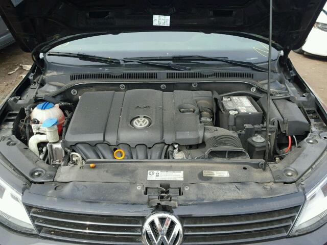 3VWDP7AJ4CM085274 - 2012 VOLKSWAGEN JETTA BLACK photo 7