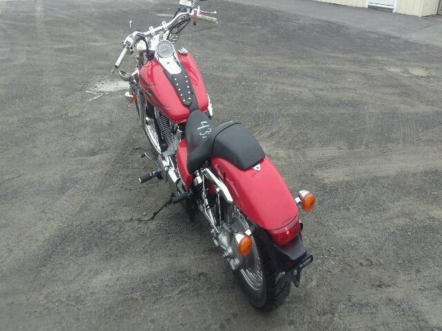 JH2RC53667M000414 - 2007 HONDA VT750 C2F RED photo 3