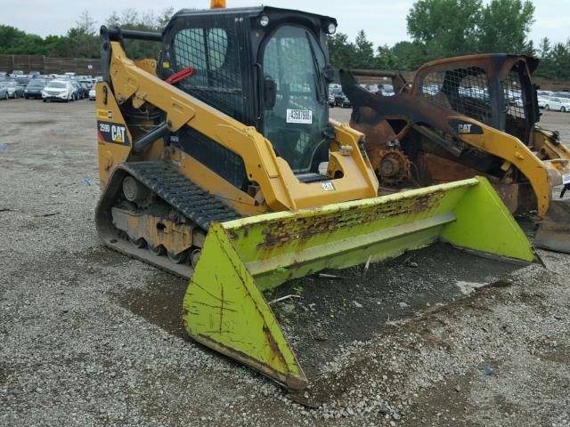 0259DTFTL06181 - 2015 CATERPILLAR 259D YELLOW photo 4