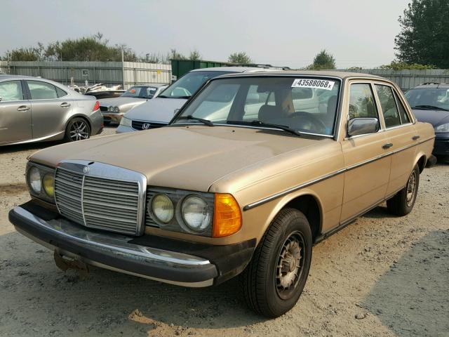 WDBAB33A1EA112259 - 1984 MERCEDES-BENZ 300 DT GOLD photo 2