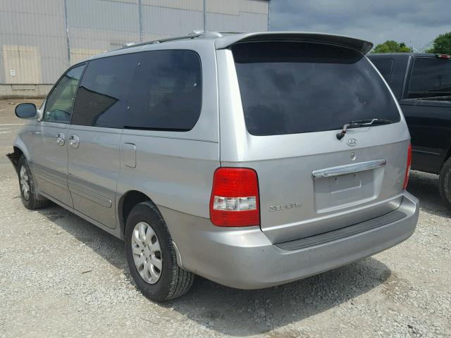 KNDUP131646552631 - 2004 KIA SEDONA EX SILVER photo 3