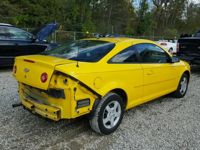 1G1AL18F887117556 - 2008 CHEVROLET COBALT LT YELLOW photo 4