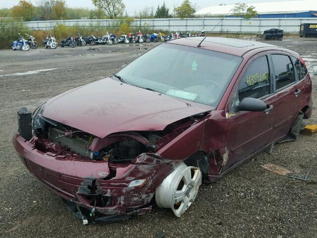 1FAHP37N66W248590 - 2006 FORD FOCUS ZX5 MAROON photo 2