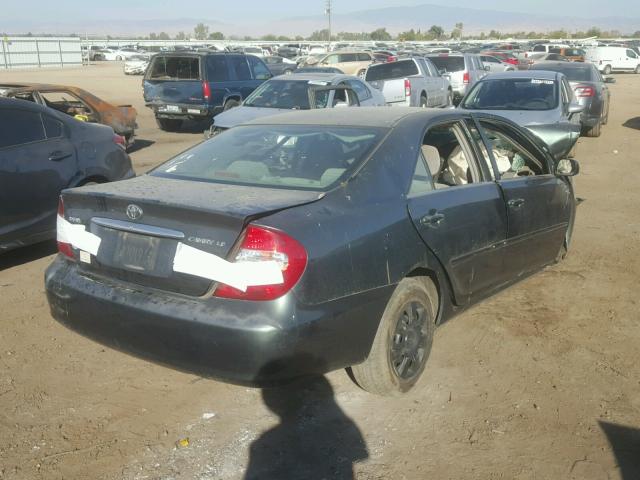 4T1BE32K92U585694 - 2002 TOYOTA CAMRY LE GREEN photo 4