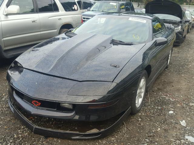 2G1FP22P6V2128351 - 1997 CHEVROLET CAMARO Z28 BLACK photo 2