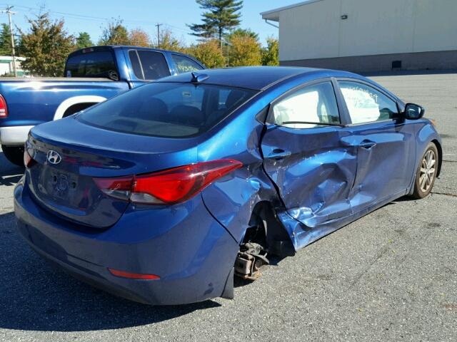 5NPDH4AE8GH717349 - 2016 HYUNDAI ELANTRA SE BLUE photo 4