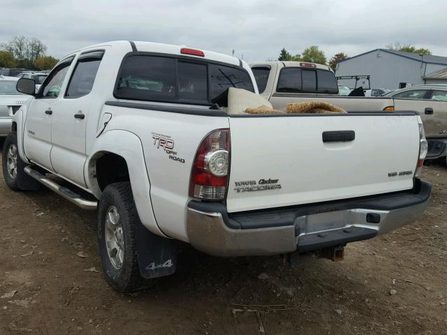 5TELU42N29Z608911 - 2009 TOYOTA TACOMA WHITE photo 3