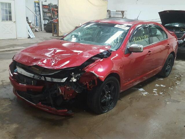 3FAHP0HA0BR316812 - 2011 FORD FUSION SE RED photo 2