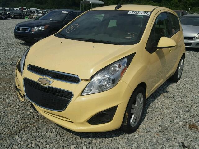 KL8CD6S9XFC717358 - 2015 CHEVROLET SPARK YELLOW photo 2