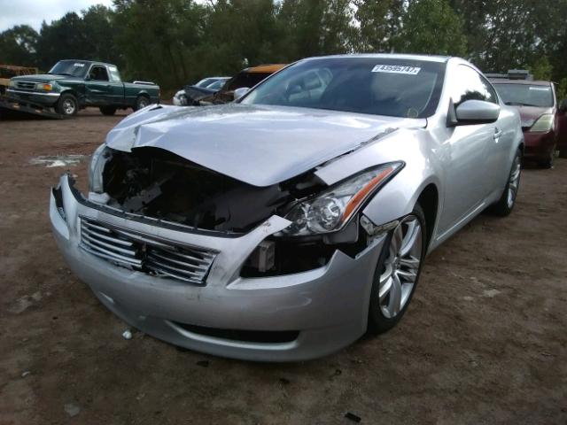 JNKCV64F69M651105 - 2009 INFINITI G37 SILVER photo 2