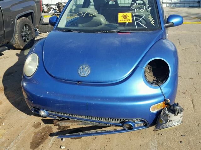 3VWCK21C61M459928 - 2001 VOLKSWAGEN NEW BEETLE 蓝色 照片 9