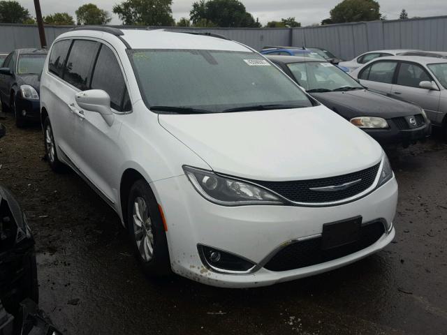 2C4RC1BG4HR634699 - 2017 CHRYSLER PACIFICA T WHITE photo 1