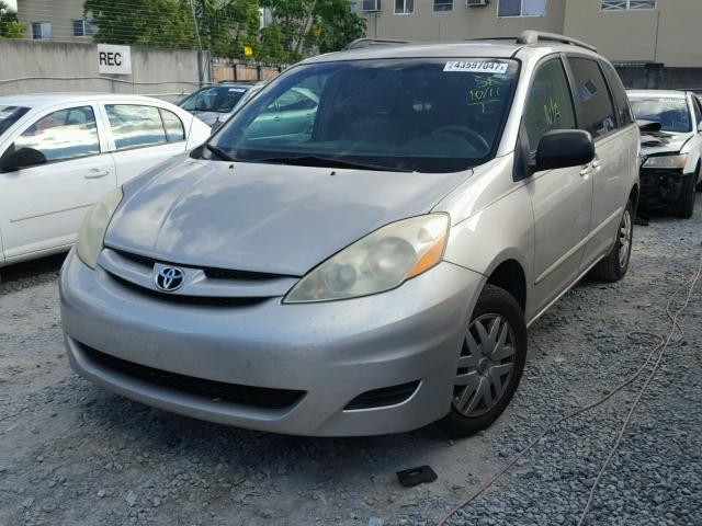 5TDZA23C96S486979 - 2006 TOYOTA SIENNA CE BEIGE photo 2